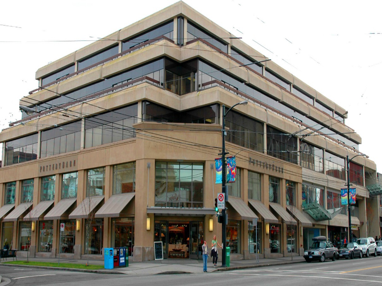 <b>昆山米腾装饰工程有限公司</b>